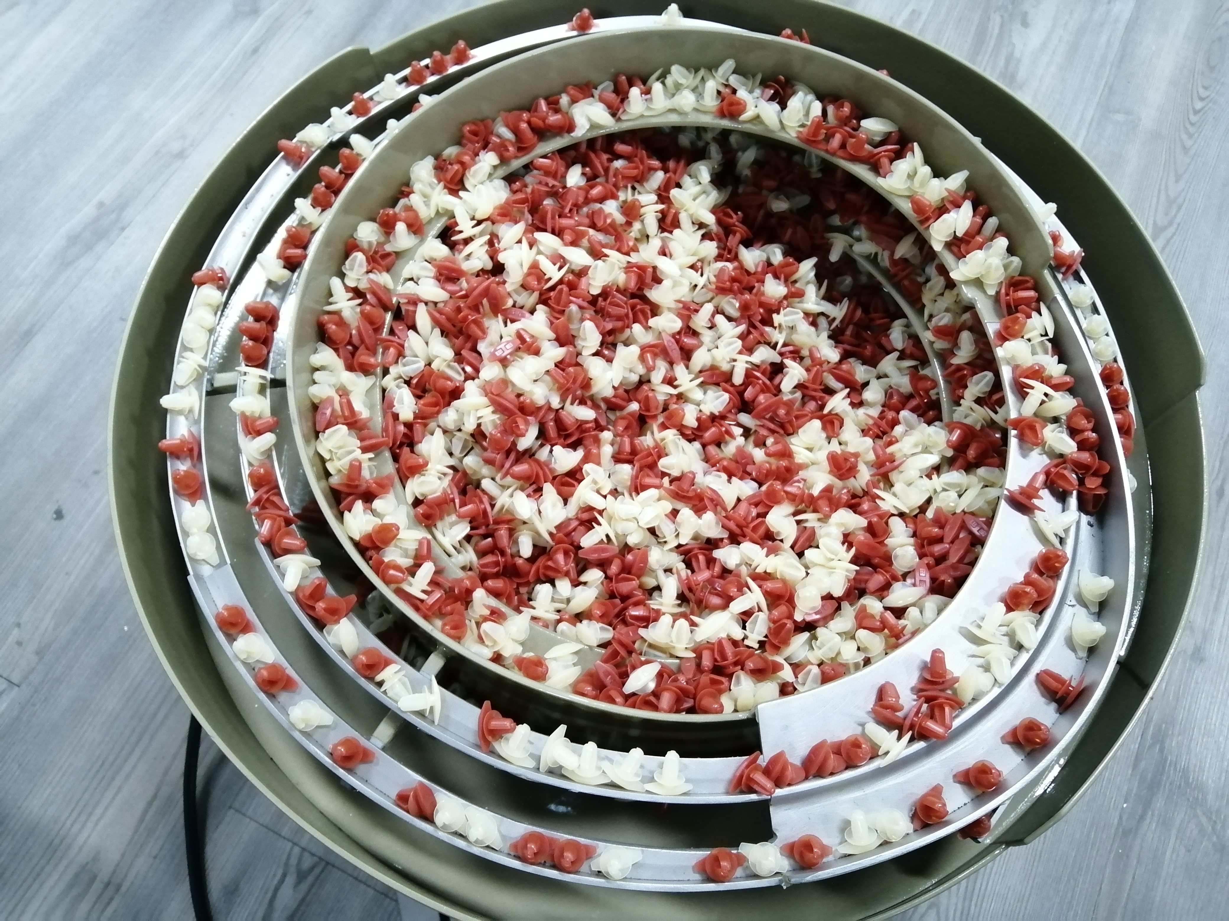 塑膠卡件產(chǎn)品缺陷機(jī)器視覺檢測