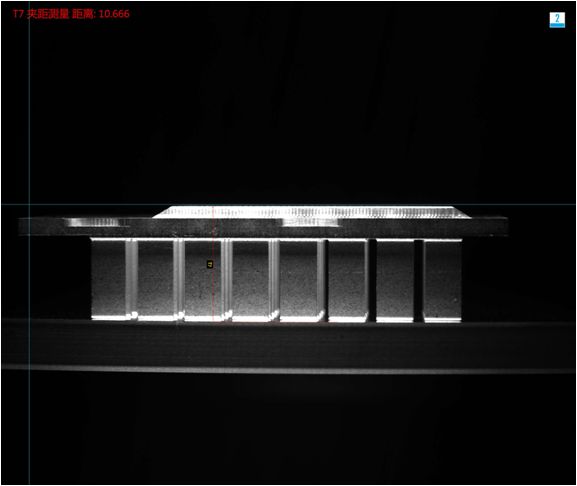 散熱片視覺檢測方案 視覺CCD檢測自動化設(shè)備檢測散熱片外觀方案