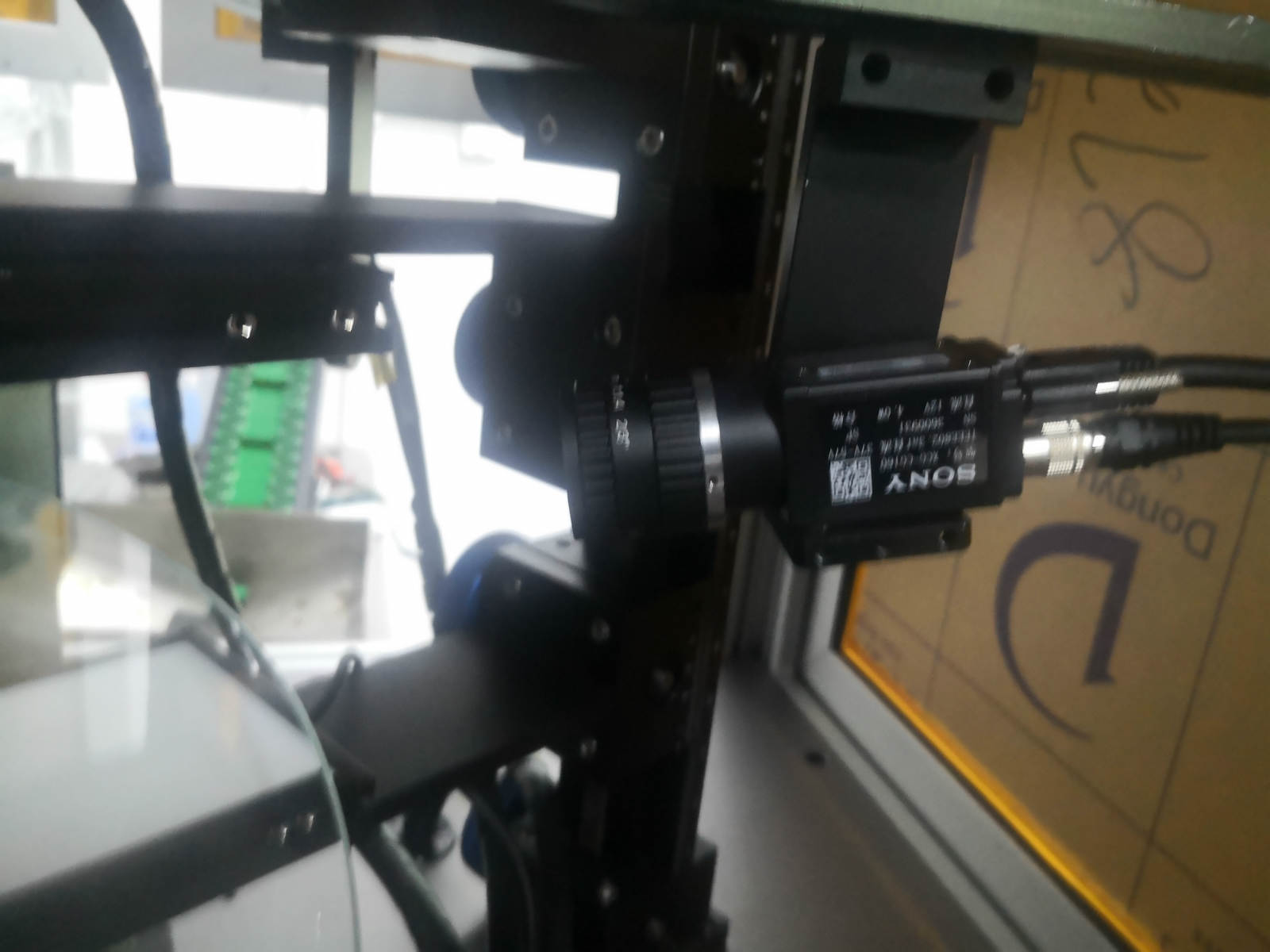 如何選視覺檢測(cè)設(shè)備鏡頭?